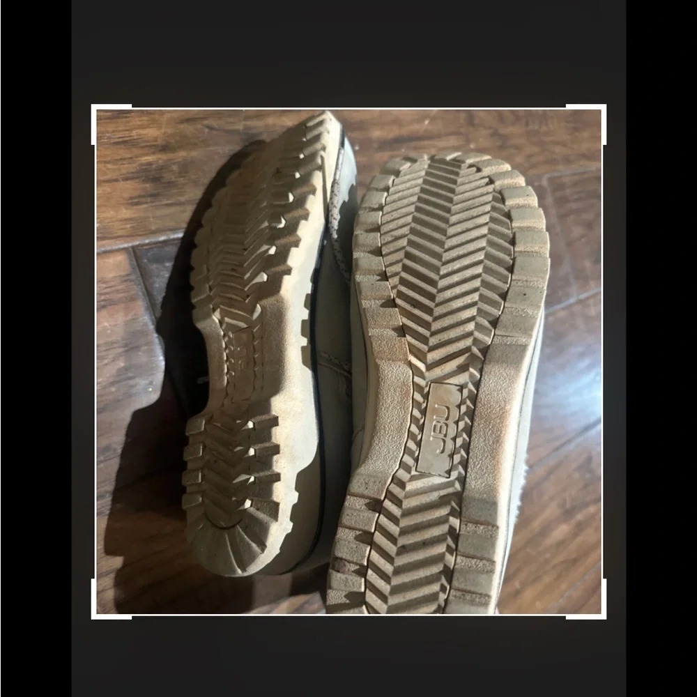 JBU‎ Jambu Women's Cream Winter Boots size 7.5 water resistant